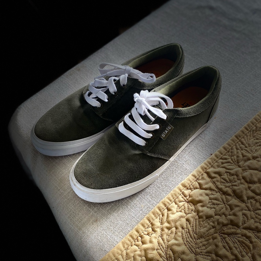 Zumiez Green Sneaker, womens size 8 1/2